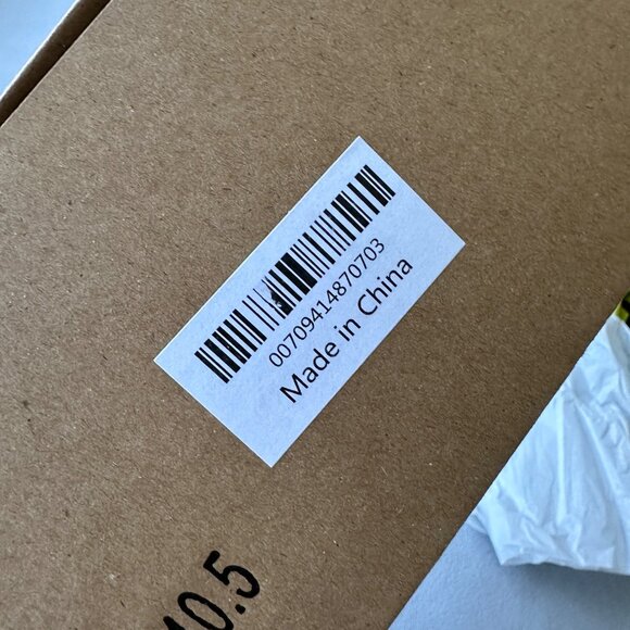 Jim Shore Snoopy Holding Snow Globe Christmas Peanuts - Picture 9 of 10